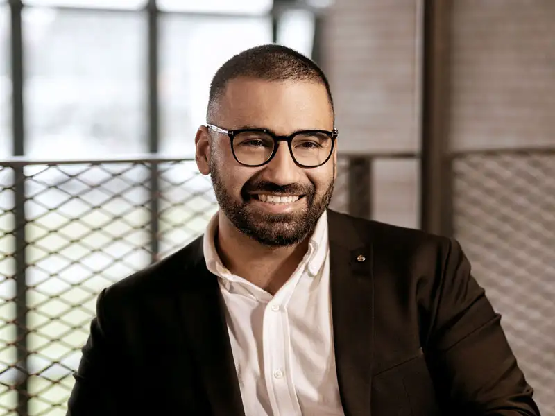 Beratung durch Sales Consultant Beratung durch Sales Consultant